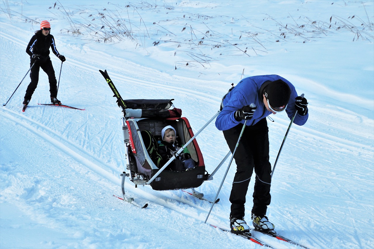 skiing family